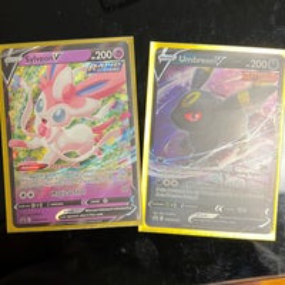 Pokemon Sylveon V and umbreonV